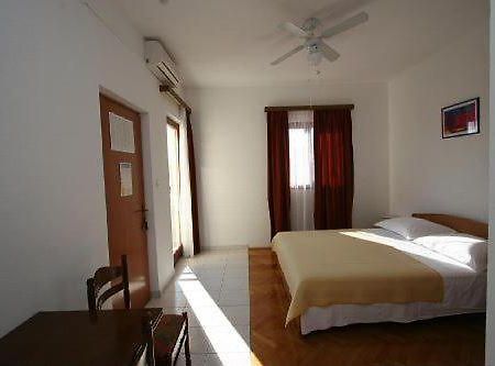 Apartments Gordana Τρογκίρ Εξωτερικό φωτογραφία