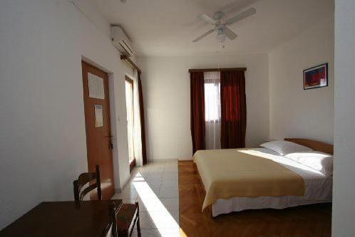 Apartments Gordana Τρογκίρ Εξωτερικό φωτογραφία